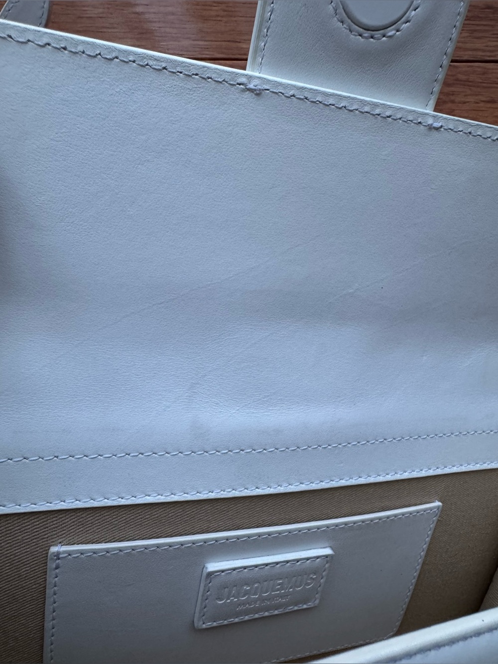 Jacquemus Le Grand Bambino Leather Top-Handle Bag White - Picture 17 of 17